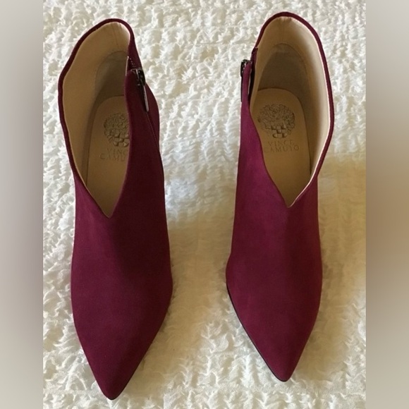 Vince Camuto ankle suede boots NEW - Picture 2 of 5